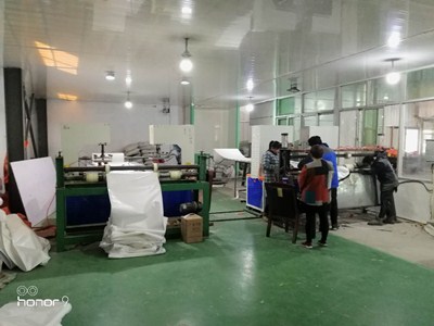 雞屎傳送帶焊接機現場